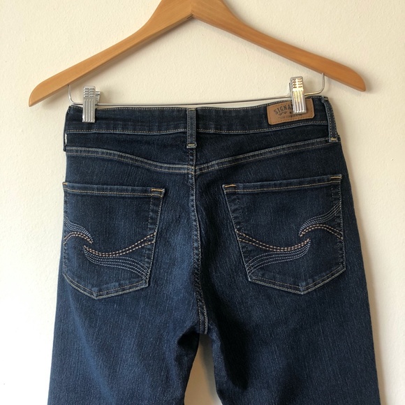 Levi's Signature Modern Bootcut Jeans - Picture 4 of 6